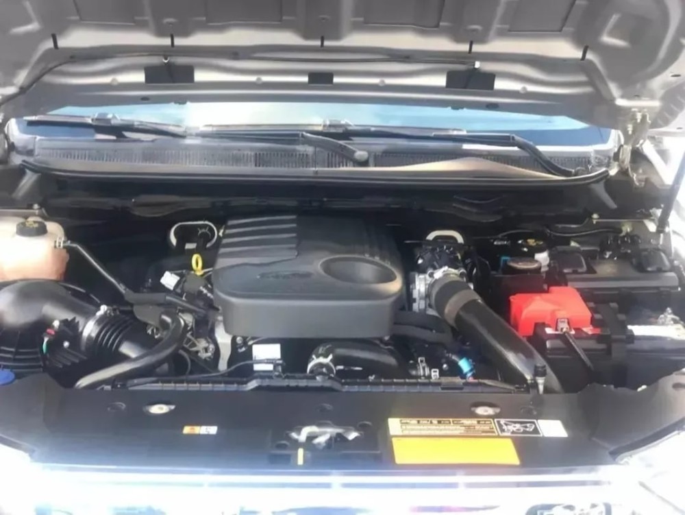Ford Ranger XLT 4x4 — foto 3